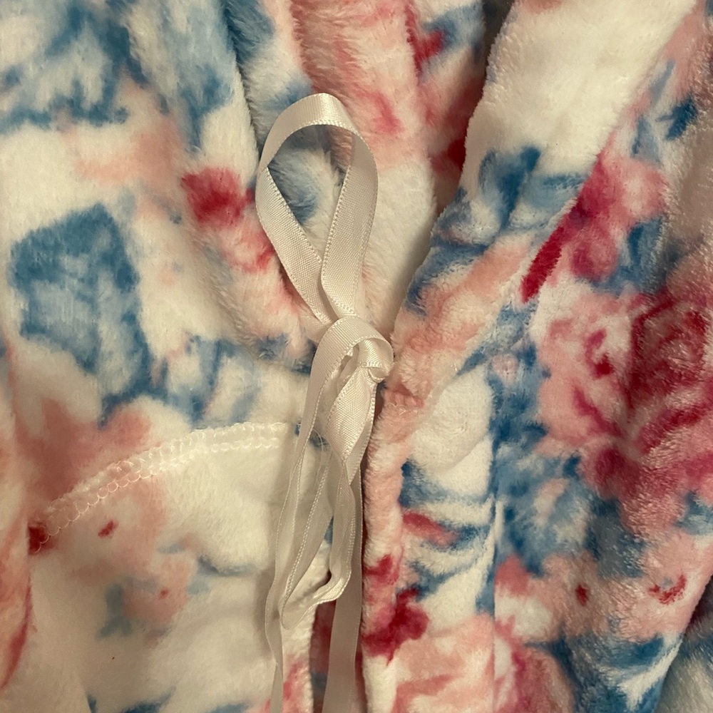 Floral Fleece Robe - Picture 3 of 7